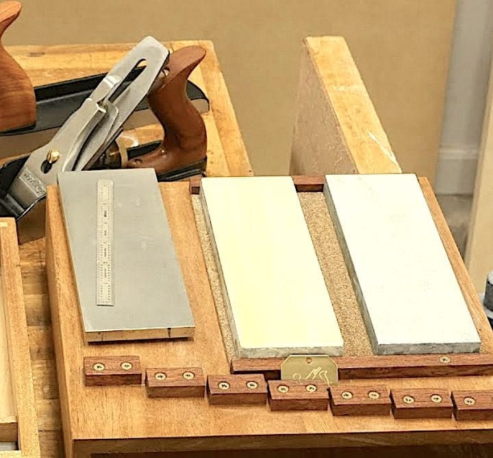 sharpening station